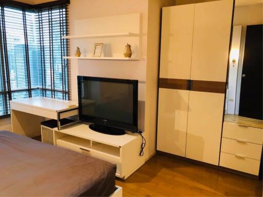 SELL / RENT  The Madison condo on Sukhumvit soi 41