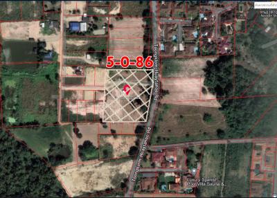 Land for sale near Mab Prachan Bay, Nong Prue, Bang Lamung. Land 5 Rai 86 Square Wah