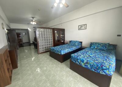 Urgent sale, condo, studio room, on a golden location, sea view beautiful room ready Jomtien Complex Pattaya