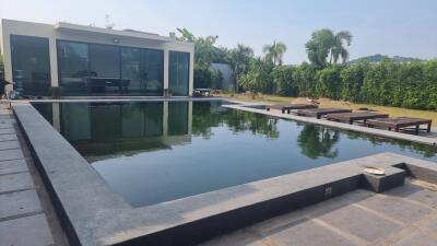 Big house for sale, large area with private pool, Huay Yai, Pattaya.