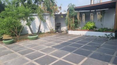 Big house for sale, large area with private pool, Huay Yai, Pattaya.