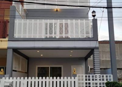 2 storey townhouse for sale, Thappraya Road, Pattaya, 2 bedrooms, 2 bathrooms, special price