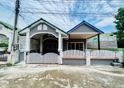 Quick sale, beautiful twin house. Newly renovated, Nong Ket Yai (Phunsuk University), Pattaya