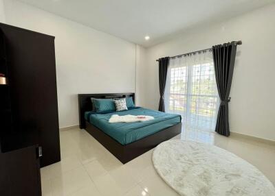Townhouse 2 floors, good location, can carry only one bag, can move in, Nong Prue, Pattaya  Area 18 sq wa (72 sq m) 2 bedrooms 2 bathrooms