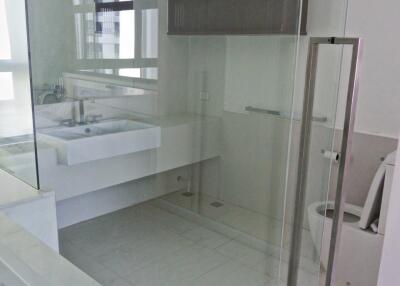 Urgent sale, North Point Condo, Wongamat,2 bedrooms,