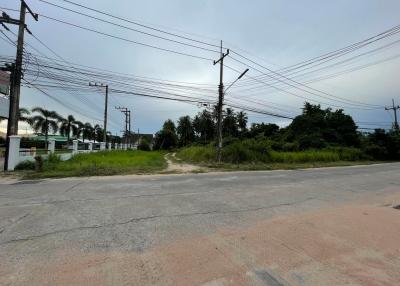 Land reclamation Wide front, next to Takhian Tia Road, Bang Lamung, Chonburi
