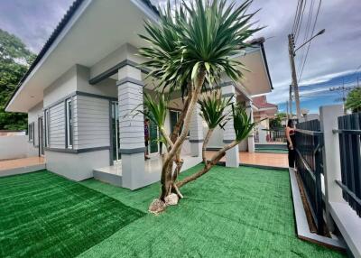 Installment house directly with owner, down payment 150,000 baht, you can move in, Nong Pla Lai, Pattaya.