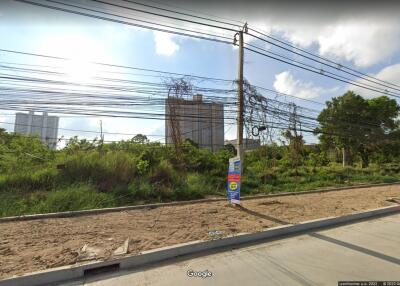 Land for sale near Ambassador Jomtien Hotel, next to Sukhumvit Road, beautiful plot, good location