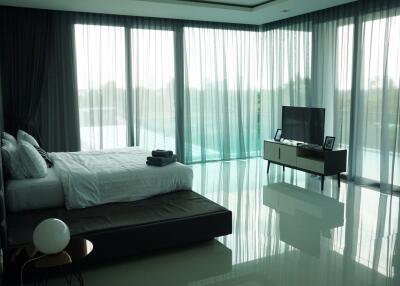 Very nice ++ Luxury villa, modern design, wide area for rent.