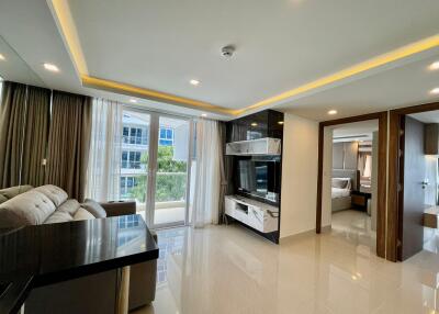 Grand Avenue Condo 2 bedrooms in the heart of Pattaya New room, beautiful decorated, luxurious, ready to move in.