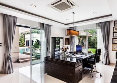 Luxury Villa Mabprachan Lake พัทยา ราคาสุดว๊าว เพียง 65,000,000 บาท