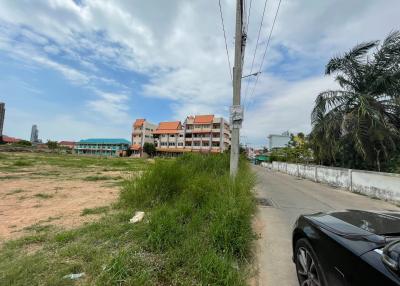Land for sale Naklua Pattaya 2 ngan 89 square wa. of land  Sale 28 million baht per rai.