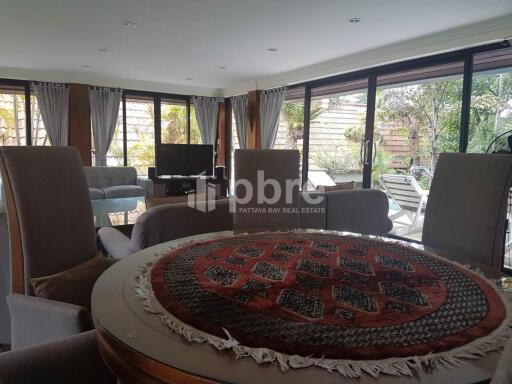 Jomtien Village with Fully Furnished for Sale