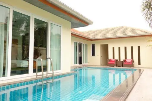 
                        Pool villa, good price, surrounded by beautiful natu...