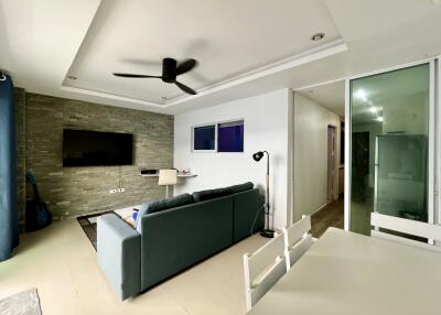 ขายอพาร์ทเมนท์ 1 ห้องนอน กว้างขวาง ห้องตกแต่งใหม่ ราคาถูกมา Beach and Mountain Condominium.