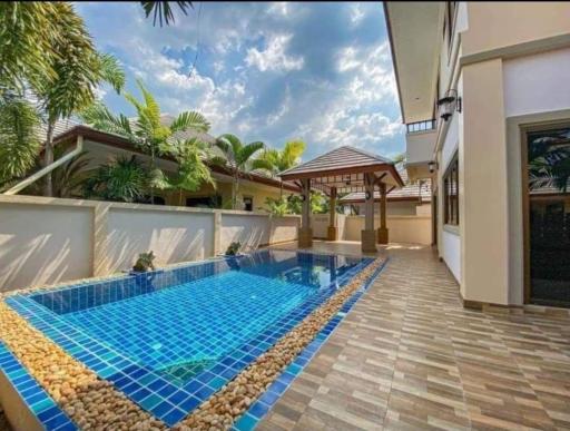 Beautiful house, good atmosphere, near the main road, easy to get in and out of, Baan Dusit, Pattaya