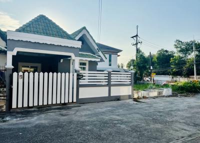 Townhouse for sale, behind the edge, area of ​​​​26 sq.wa. 2 bedrooms 1 bathroom Huay Yai Na Jomtien Pattaya