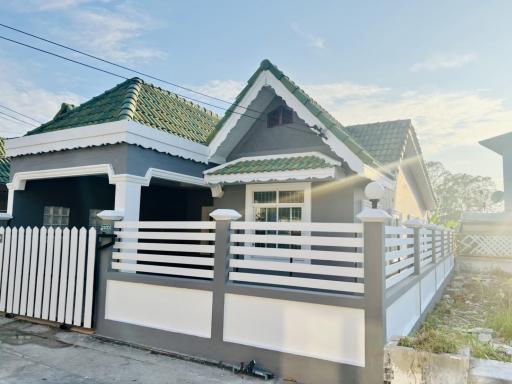 Townhouse for sale, behind the edge, area of ​​​​26 sq.wa. 2 bedrooms 1 bathroom Huay Yai Na Jomtien Pattaya