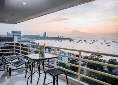 # Condo with 180 degree panoramic sea view, sunset is not lost anywhere.  2 bedrooms