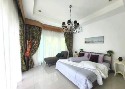 #House for sale Pool Villas behind the corner with furniture Near the sea, village next to Sukhumvit, Bang Saray, Sattahip, Chonburi.