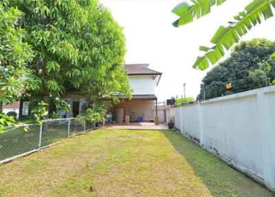 Rent/Sell a high-security house in the project. 281 sqwah. coordinates Chaiyapruek 2, Pattaya.