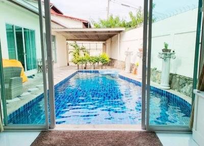 home sale direct installment Perfect size pool villa Soi Siam Country Club near Rai Wanasin Market, Pattaya