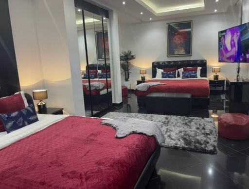 Palm Oasis Village. New Luxury Villa for Rent & Sale!  -Design & Fully Furnished -8 Bedrooms