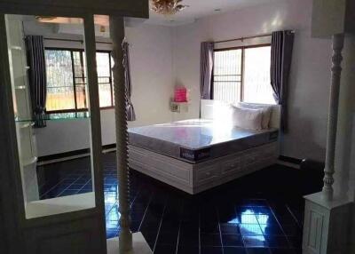 House for sale, direct installment, 3 bedrooms, 3 bathrooms, Noen Plub Wan. Pattaya