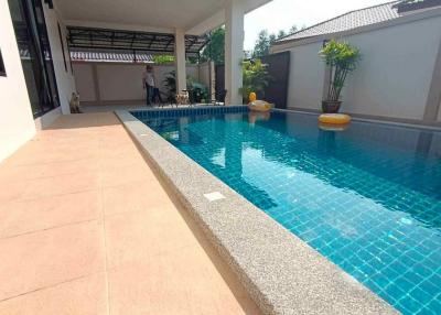 House for sale, ready to move in, Huai Yai, Pattaya, price 4.7 million baht, 3 bedrooms, 3 bathrooms.