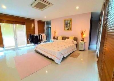 House for sale, 5 bedrooms, 5 bathrooms, Pattaya