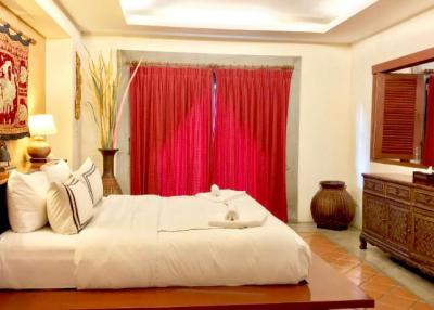 !! Hotel resort for sale, 30 rooms, 150 meters from Jomtien Beach, Pattaya.