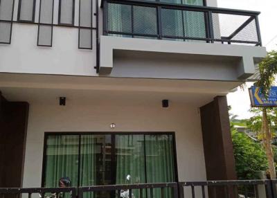 Townhouse for sale Soi Siam Country Club Pattaya 2 storey townhome behind the edge Sale 2,882,332 baht