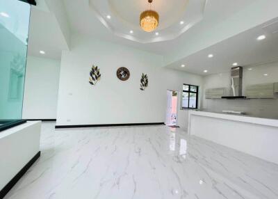 Newly built pool villa for sale, one floor, 3 bedrooms, 4 bathrooms, 7,900,000 baht, Bang Saray, Pattaya.