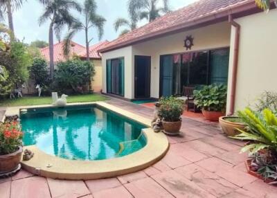 House for sale with swimming pool Huay Yai, Pattaya 4 bedrooms. 5 bathrooms for sale 8,950,000 baht