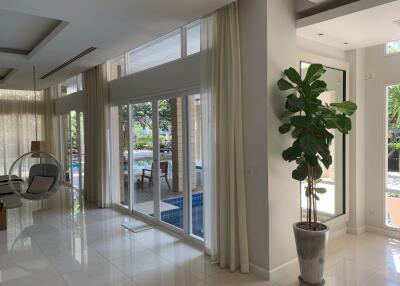 HOT!! House for sale, Pool Villa, Na Jomtien, Pattaya. Near the sea, only 40 meters.