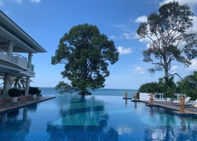 House for sale, luxury pool villa in Pattaya, Na Jomtien, Pattaya. Price 29.9 million baht