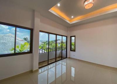 Beautiful house for sale in Pattaya. 5 bedrooms 3 bathrooms Price 5790000 baht