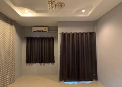 Sell/rent Office Home Khao Noi Pattaya.  2 bedrooms 3 bathrooms