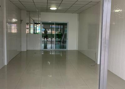 Sell/rent Office Home Khao Noi Pattaya.  2 bedrooms 3 bathrooms