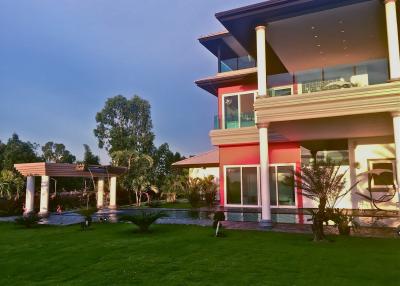 Beautiful house, Bang Saray, Pattaya. 4 bedrooms, 4 bathrooms, for sale 45 million baht, land 1 rai.