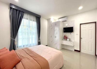 New modern House Fully furnished Mabphachan Pattaya