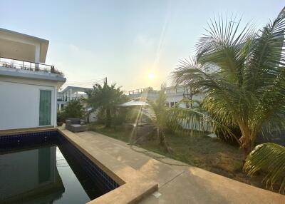 Modern style pool villa at Ban Amphur Pattaya.