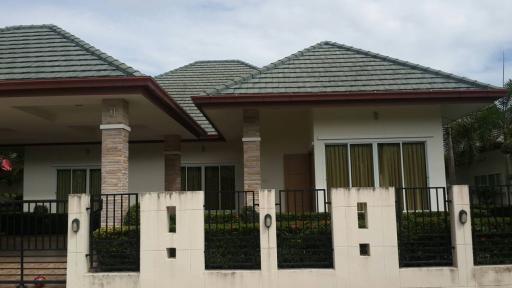 Greenfield Villa Pattaya For Sale/Rent 3 bedrooms 2 bathrooms.