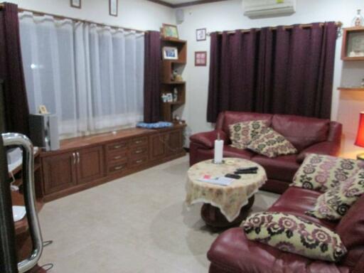 House for sale Mabprachan Reservoir, Pattaya. 4 bedrooms 6 bathrooms