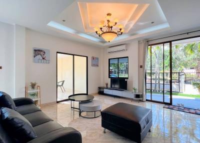 House for sale in Chaiyapruek, Pattaya. 4 bedrooms 3 bathrooms