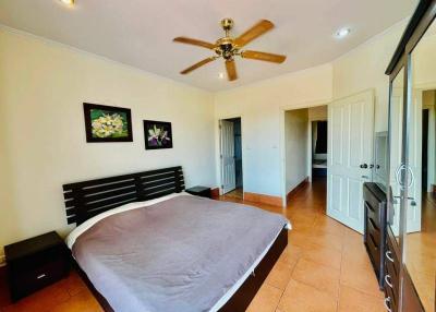 TOWNHOUSE  for rent and sale in Pattaya, Soi Nern Plub Wan,    2 bedrooms,  3 bathrooms,