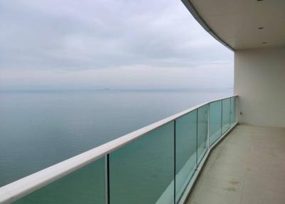 New Beachfront Penthouse  36th floor Pattaya