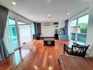 Vacation home villa, Pattaya, area 116 sqwa., usable area 250 sq m.  -4 bedrooms, 5 bathrooms