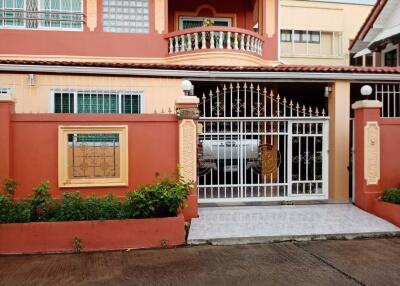 House for sale in South Pattaya 3 bedrooms 2 bathrooms.
