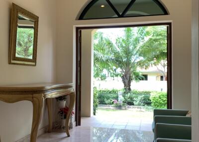 Paradisevilla 2 Pattaya .  4 bedrooms 5 bathrooms